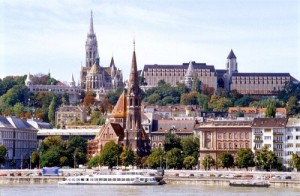 Panorama e giro in battello sul Danubio