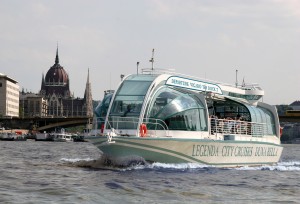 Duna Bella - Tagsüber Stadtrundfahrt per Schiff